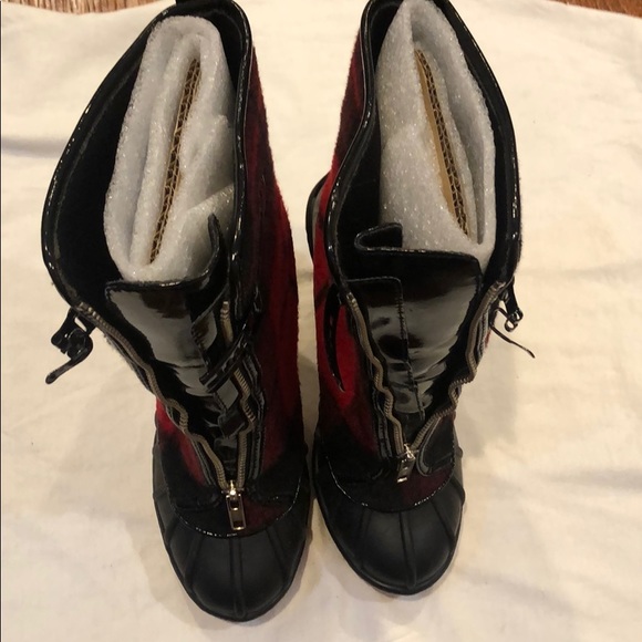 Michael Kors boots - Picture 2 of 6